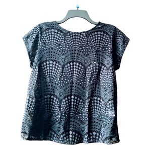 Cynthia Vincent Black Lace Eyelet Cap Sleeve Blouse Button Back‎ Detail Smallt